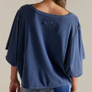 Camiseta Corta de Moda Casual de Alta Calidad Personalizada para Mujer, Estilo Urbano, Lavado Ácido, Camiseta Corta con Estampado Personalizado - Product Image 3