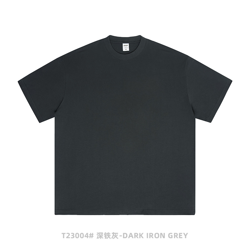 Tee gris foncé
