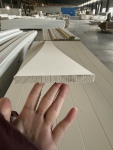 Plinthes décoratives modernes en pin pour intérieur, hôtel, maison – Décoration d'angle en MDF durable et écologique - Product Image 6