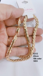 XUPING <span class=keywords><strong>Joyería</strong></span> al por mayor, collar de eslabones chapado en oro <span class=keywords><strong>para</strong></span> <span class=keywords><strong>hombre</strong></span>, estilo cubano, serpiente, Singapur, personalizado, de moda, <span class=keywords><strong>para</strong></span> rapero, hip hop - Product Image 6