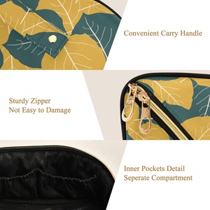 Sac de Maquillage Imperméable à Imprimé Feuilles, Trousse de Toilette Portable avec Fermeture Éclair Dorée pour Femmes, Vente en Gros - Product Image 4