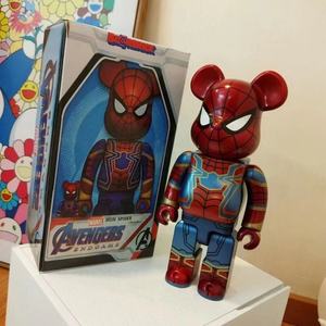Placage <span class=keywords><strong>Iron</strong></span> <span class=keywords><strong>Man</strong></span> <span class=keywords><strong>Spider</strong></span>-<span class=keywords><strong>Man</strong></span> ours brutal Bearbrick 400% Tide Play KWAS figurines ornements en gros - Product Image 5