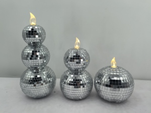 Decoración Navideña, Adornos Brillantes de Mosaico, Muñeco de Nieve de Poliresina, Estatuas de Pájaros Rojos en Bola de Discoteca - Product Image 6