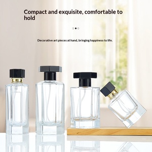 Altıgen Şeffaf Cam Parfüm Şişesi 50ml 100ml Siyah Kapaklı İnce Sis Spreyi Doldurulabilir Seyahat Boyu Kozmetik Kabı - Product Image 3