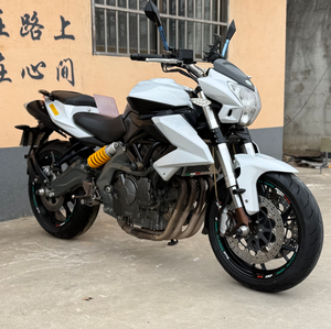 Motocicletas Usadas Benelli TNT600i |   Motor <span class=keywords><strong>de</strong></span> 600cc y Cuatro Cilindros en Línea |   Motocicleta Deportiva <span class=keywords><strong>de</strong></span> 60kW con Enfriamiento Líquido - Product Image 2