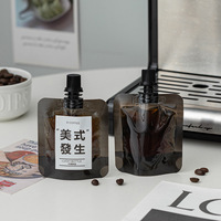 Sachets d'emballage pour concentré de café liquide OEM, sachets de remplissage pour concentré de café noir, pochettes scellées de qualité alimentaire avec bec verseur
