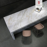 Plan de travail en pierre frittée personnalisable de 1200*2600 mm avec épaisseur ajustable pour îlot de cuisine et plateau de table à manger