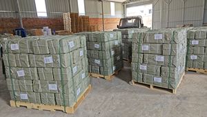 <span class=keywords><strong>Kit</strong></span> d'<span class=keywords><strong>haltères</strong></span> en plastique réglables économiques et pratiques OEM avec barre d'extension droite et incurvée - Product Image 6