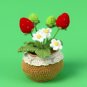 S496 Fleur en laine tricotée à la main, crochetée, motif <span class=keywords><strong>fraise</strong></span>, fleur en pot, papillon tricoté, décoration d'intérieur - Product Image 2