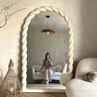 Miroir sur pied vintage pleine longueur avec cadre en acier torsadé et verre trempé pour chambre à coucher - Design arqué