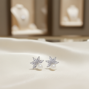 Orecchini a lobo E4226 in oro bianco con fiore, perla d'acqua dolce e diamanti taglio marquise con montatura a griffe, per donna, romantici, da matrimonio - Product Image 2