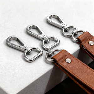 Nhà Máy Cung Cấp Chất Lượng Cao Cổ Điển 20Mm 1 Inch Xoay Kim Loại Con Chó Dây Xích <span class=keywords><strong>Snap</strong></span> <span class=keywords><strong>Hook</strong></span> Cho Da Túi Xách/Túi - Product Image 1