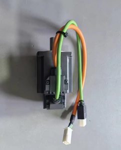 1FL6 042-2AF21-1AA1 มอเตอร์ไฟฟ้ากระแสสลับสามเฟส PN=0.75kW รุ่น 1FL6042-2AF21-1AA1 สำหรับ PLC PAC และคอนโทรลเลอร์เฉพาะทาง - Product Image 1
