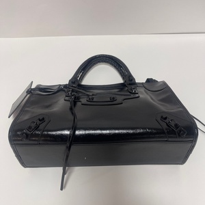 Stylish Single-Shoulder Motorcycle Saddle <b>Bag</b> Women Vegan Leather Zipper Eco-Friendly <b>Waterproof</b> 2L Capacity Crossbody Handbag - Product Image 3