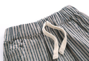 Shorts chino décontractés à carreaux pour garçons, style harem, vêtements de plage pour enfants, parmi les dix produits les plus vendus en Chine - Product Image 3