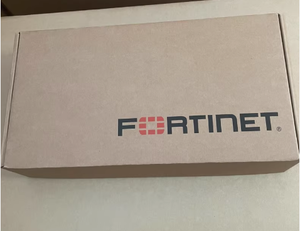 Commutateur Gigabit PoE+ 24 ports <span class=keywords><strong>FortiSwitch</strong></span> FS-<span class=keywords><strong>124E</strong></span>-FPOE, 4 liaisons montantes SFP+ 10G, géré, couche 2, SNMP, VLAN, QoS, accès sécurisé - Product Image 4