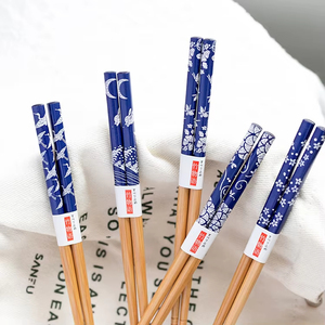 <span class=keywords><strong>Palillos</strong></span> <span class=keywords><strong>Chinos</strong></span> Ecológicos <span class=keywords><strong>de</strong></span> <span class=keywords><strong>Porcelana</strong></span> Azul y Blanca con Bambú, Alta Calidad, Contemporáneos, 22.5 cm, para Uso en Cocina y Restaurante - Product Image 4