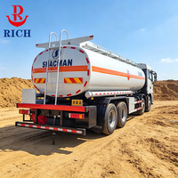 Camión Cisterna de Combustible Manual Shacman 6x6 de 19.5m³ con Tanque de Almacenamiento de Combustible Diésel de 335HP, Dispensador de Combustible Móvil para Reabastecimiento