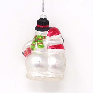 Wholesale Best Selling Christmas Products 2024 Cute Snowman <strong>Family</strong> Hug Gift Box <strong>Ornaments</strong> - Product Image 2