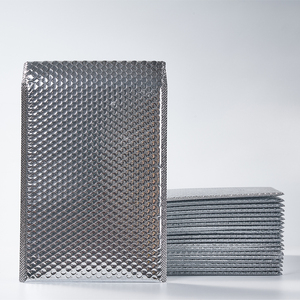 Tùy Chỉnh <span class=keywords><strong>Aluminized</strong></span> Bạc Bong Bóng Phong Bì Dày Drop-Proof Bọt Bao Bì Túi Cho Thể Hiện Quần Áo Express Gửi Thư Túi - Product Image 1