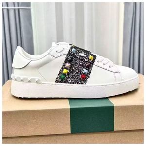 Zapatos de Diseñador para Mujer y Hombre, Zapatillas con Remaches, Zapatos Deportivos de Cuero de Lujo, Zapatillas de Plataforma Vintage, Zapatos de Tenis de Moda - Product Image 2