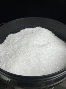 Combinaison de cire super universelle de 5kg à utiliser dans la plupart des températures pour cirer vos skis et planches à neige - Product Image 4