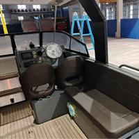 Fabricant chinois splendide yacht de loisirs haut de gamme en aluminium personnalisé à grande vitesse de 8.5m avec grand espace