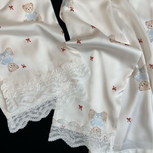 Pigiama da donna in seta ghiaccio con stampa orsetto, set dolce con pizzo, maniche lunghe e pantaloni lunghi, per dormire, relax e intimità - Product Image 4