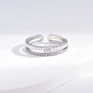 Anillos de plata de ley 925 sencillos y abiertos, joyería fina de lujo, personalizados, chapados en oro, con circonita, para mujer. - Product Image 1