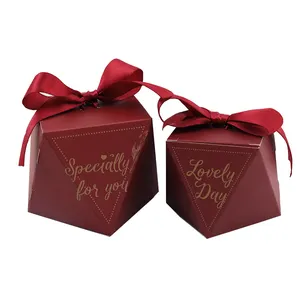 Boîte en papier personnalisable pour mariage, Logo rouge OEM, coffret à bonbons, emballage cadeau pour mariage, 50 pièces