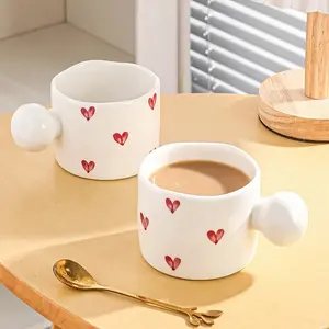 Caneca de café de cerâmica criativa pintada à mão para o Dia dos Namorados, copo de água de 250ml, presente de dia dos namorados, caneca de coração 3D para namorada