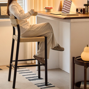 Taburete de <span class=keywords><strong>Bar</strong></span> de Madera Maciza con Cuerda Trenzada Estilo Wheatfield, de Lujo Ligero, para Uso Comercial en Cafeterías y Restaurantes - Product Image 2