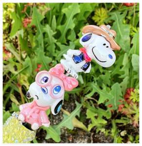 Cabujón de resina mini kawaii con forma de perro de dibujos animados, de base plana y con orificio, para colgante de zapato, joyería, manualidades DIY y venta al por mayor - Product Image 6