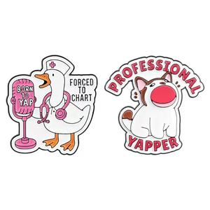 Broche de Metal Esmaltado da Série Médica: Enfermeira, Pato e Gato em Desenho Animado – Acessório Fofo - Product Image 6