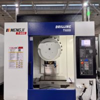 Centre d'usinage CNC de haute précision MT-600S avec structure compacte et broche haute vitesse pour une coupe métallique efficace