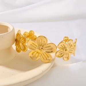 Pulseras y Brazaletes de Moda de Acero Inoxidable con Baño de Oro PVD de Alto Brillo, Antialérgicos, al por Mayor - Product Image 3