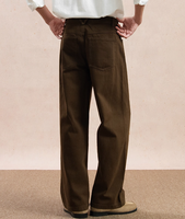 Pantalon cinq poches pour homme marron taille haute coupe droite large avec braguette boutonnée, passants de ceinture, poche porte-monnaie et poche plaquée, vente en gros OEM