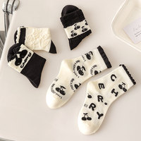 Konlee haute qualité femmes unisexe personnalisé jacquard décontracté tube coton drôle chaussette dessin animé motif tricot motif équipage chaussettes