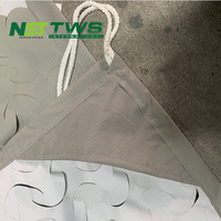 Filet de camouflage en tissu Oxford 210D double face enduit avec corde tressée épaissie et coutures triangulaires sur les quatre côtés