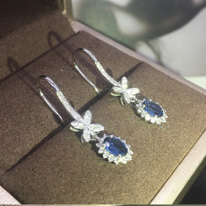 Orecchini pendenti con fiocco floreale e nappe lunghe per donna, eleganti gioielli con pietre scintillanti - Product Image 3
