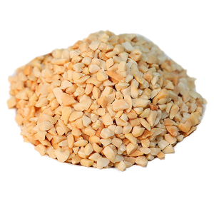 Arachides concassées de qualité supérieure, bien tamisées, pour la vente en gros - Product Image 1