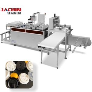 Máquina Formadora de Tapas para Vasos JC-500D para Fabricación de <span class=keywords><strong>Tazos</strong></span>/Bandejas para Pasteles, Versátil con Motor de PS, PET, PVC como Componente Principal - Product Image 1