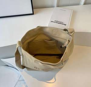 กระเป๋าผ้าแคนวาสสะพายไหล่ ดีไซน์เรียบง่าย ขนาดใหญ่ รับสกรีนโลโก้ สำหรับนักศึกษา - Product Image 6