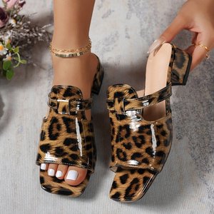 Nuevas Sandalias de tacón grueso con punta cuadrada de alta calidad para uso en exteriores, sandalias de mujer de talla grande con estampado de leopardo 2632 para verano - Product Image 2