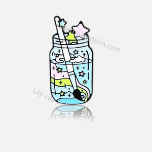 Moda dibujos animados medicina cuidar botella broche enfermera Linda píldora cápsula botella diseño aguja solapa Pin - Product Image 2