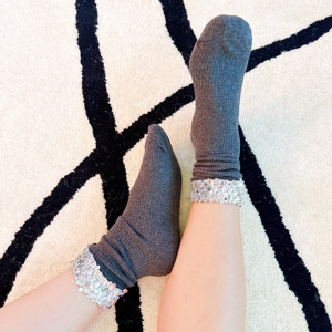 Chaussettes brillantes à paillettes chic - Product Image 1