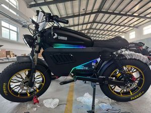 Bicicleta de Montaña Negra de 3000w/1500w para Adultos, con Llantas Gruesas de 20 Pulgadas, Ruedas de Aluminio Doradas, Estilo Sk-2 Stealth con Neon Soul the Black - Product Image 4