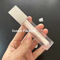 Tube de brillant à lèvres carré ISMAN 5ml, noir mat avec capuchon argenté, emballage vide pour gloss, grand applicateur, bouteille givrée, marque privée