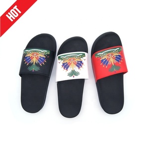 Fabricants de chaussures, tongs avec drapeau haïtien, tongs en PVC avec drapeau, plage d'été, maison, publicité, tongs avec drapeau haïtien pour <span class=keywords><strong>hommes</strong></span> - Product Image 3