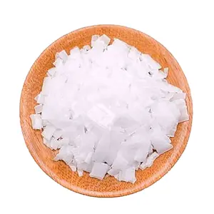 最优惠的价格小批量白色固体苛性钾盐KOH薄片，Cas号1310-58-3